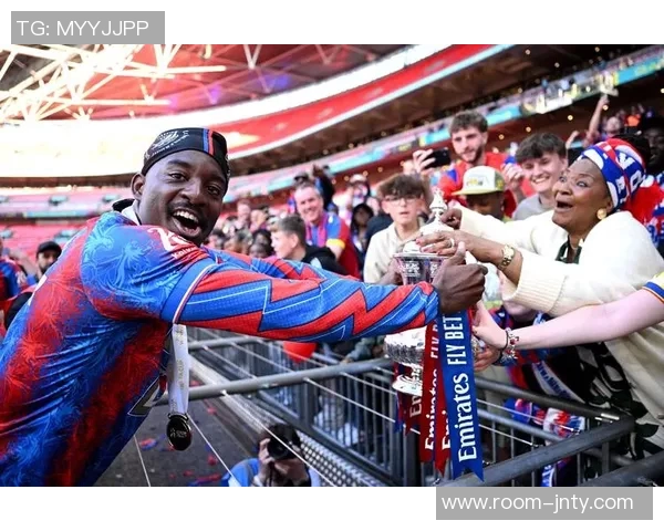 斯基拉报道马特塔向水晶宫表达愿意加盟尤文图斯交易总价达3000万欧元