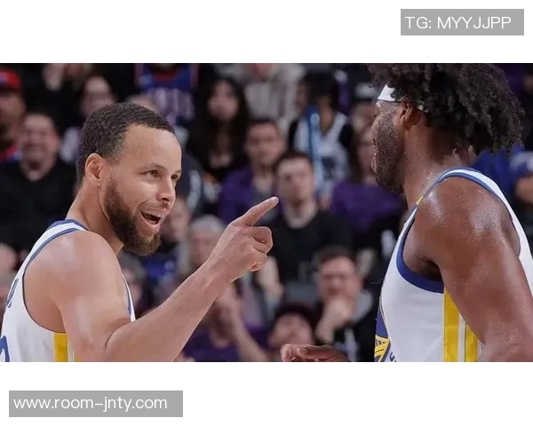 库里赞巴特勒冷静与视野出众让对手防守难上加难